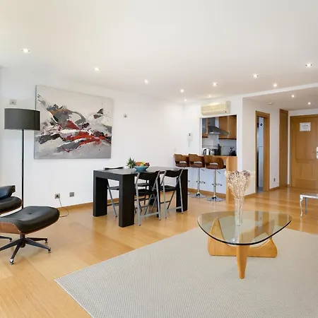 Apartment Atico Asante